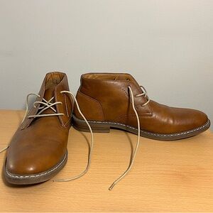 Men’s Arizona Jean Co. Brown Leather Chukka Boots